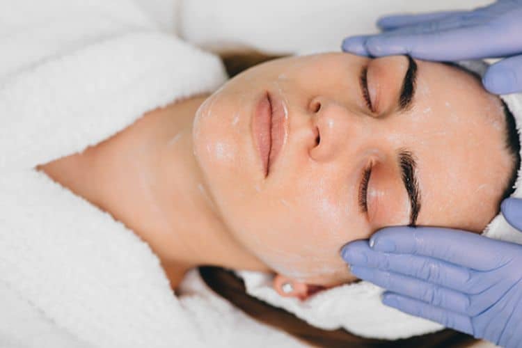 Mandelic Acid Peel